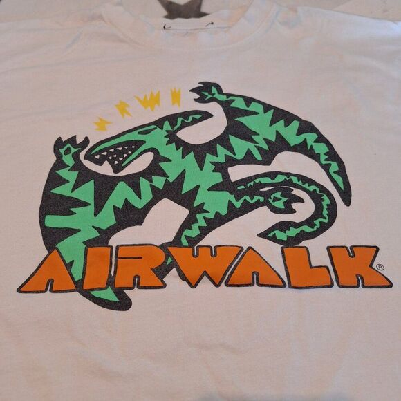 FOREVER 21 X AIR WALK WHITE AND GREEN DINOSAUR GRAPHIC T-SHIRT MENS - Picture 4 of 7